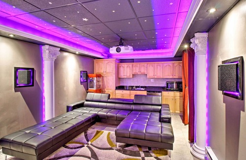 Duluth House | Stunning Duluth Family House w/Fireplace & Patio!