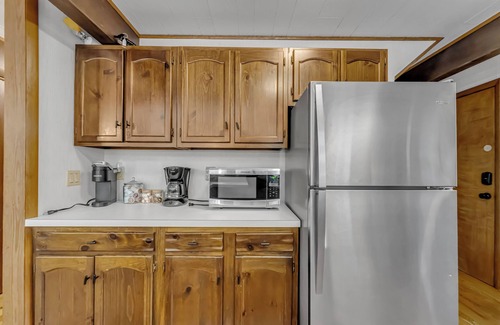 Ellicottville House | Stunning Ellicottville Hilltop Ski Chalet