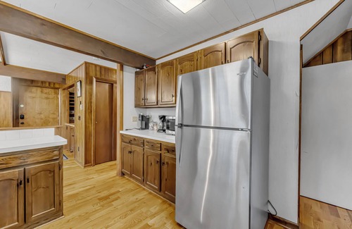 Ellicottville House | Stunning Ellicottville Hilltop Ski Chalet