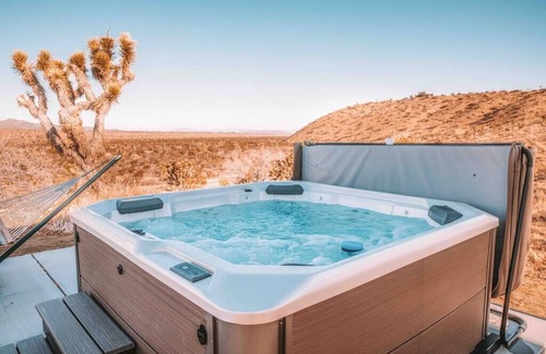 Yucca Valley House | Stunning Endless Views, Hot Tub, Privacy · Pipes Canyon Homestead