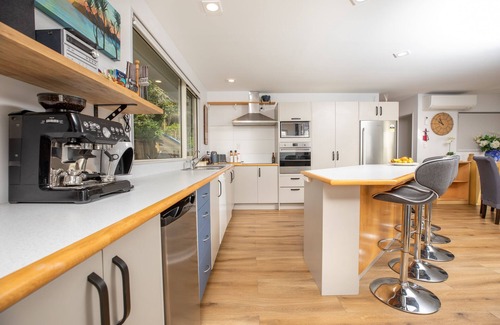Mangawhai Heads House | Stunning family holiday home