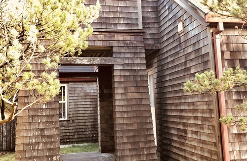 Shorepine Village House | Stunning Family Beach Home - Steps to Sand - Hot Tub/Dogs Welcome