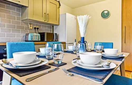 Hackney Wick House | Stunning Family Home - Sleeps 11