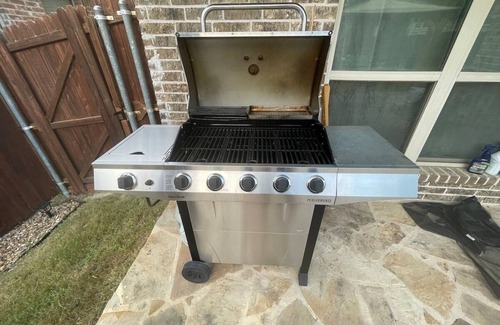 Little Elm House | Stunning Family Getaway Near PGA Headquarters & Lake Lewisville, Pergola & BBQ