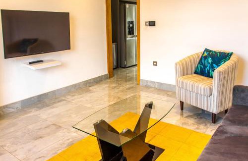 Borehamwood House | Stunning Family Home nr London Harry Potter Tour Pass The Keys