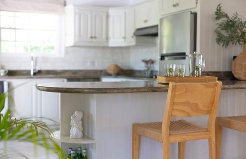 Gibbes House | Stunning Family Villa with Private Pool Near Beach - Gibbs Glade Villa
