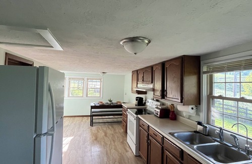 Washburn Other | Stunning Farm House,nHorses on property,nQuiet and relaxing,