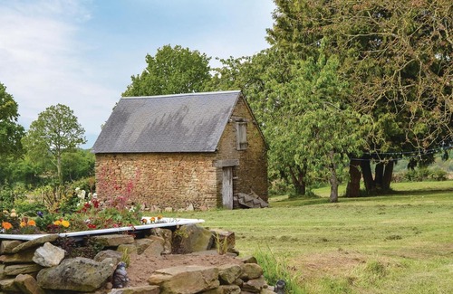 Fougerolles-du-Plessis House | Stunning home in Fougerolles Du Plessis