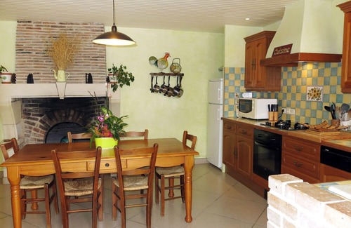 Saint-Romain-sur-Cher House | Stunning private villa for 6 guests with WIFI, TV, terrace and parking