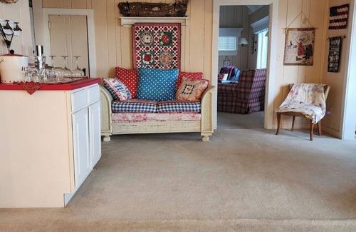 Greenbush House | Stunning, fully appointed home on a sugar sand beach of Lake Huron.