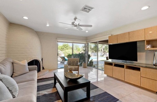 Villaresi House | Stunning Fully Furnished Home in Golf Community