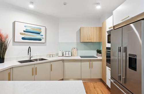 Labrador Apartment | Stunning Gold Coast two bedroom