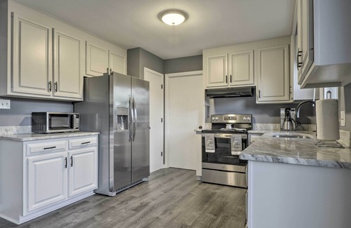 Greensboro House | Stunning Greensboro Home w/Deck & Pond View!