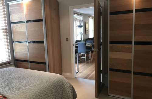 Canterbury Apartment | Stunning Ground Floor