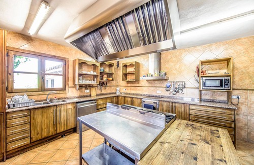 Les Coves de Vinroma House | Stunning home in Les Coves de Vinromá