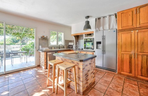 Saint-Martin-de-Crau House | Stunning home in Saint Martin de Crau