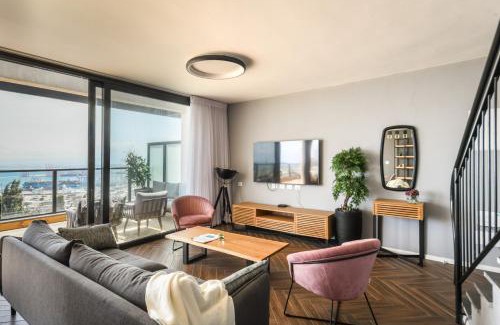 Haifa Apartment | Stunning Haifa Bay Views Penthouse by Sea N' Rent