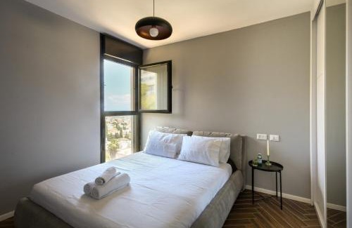 Haifa Apartment | Stunning Haifa Bay Views Penthouse by Sea N' Rent