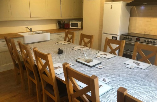 Tadcaster Apartment | Stunning Hall Cottage Near York and Leeds