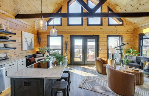 Hilham Cabin | Stunning Hilham Home w/Hot Tub, Views & Fire Pit!