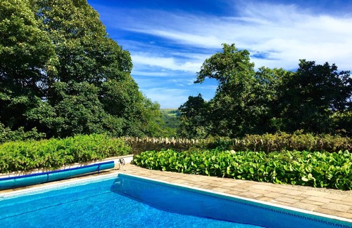 Salcombe House | Stunning Holiday Home with Pool,Terraces & Sea View in Salcombe