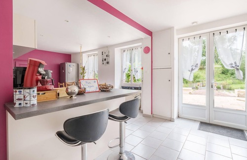 Montigny-les-Monts House | Stunning home in Montigny-les-Monts
