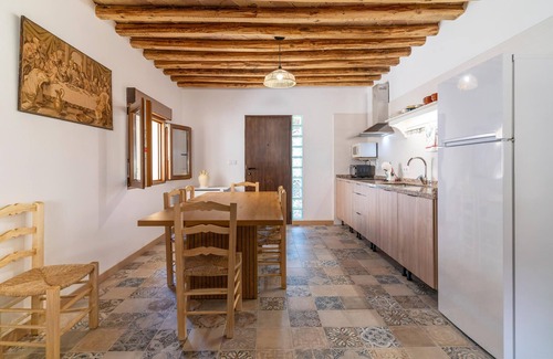 Fuente Vaqueros House | Stunning home in Fuente Vaqueros