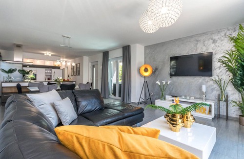 Biograd na Moru House | Stunning home in Biograd