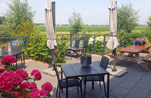 Blokzijl House | Stunning home in Blokzijl with WiFi