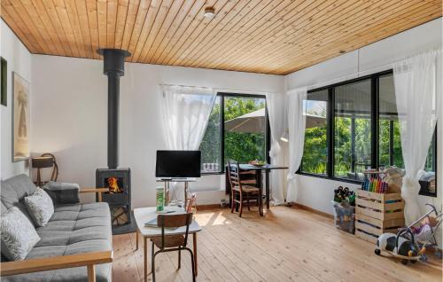 Bog By House | Stunning Home In Bogø By With Kitchen