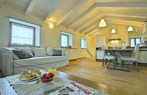 Marusici House | Stunning home in Buje