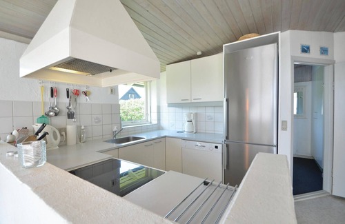Egsmark Strand House | Stunning home in Ebeltoft with sauna