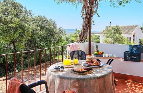 Estepa House | Stunning home in Estepa with WiFi