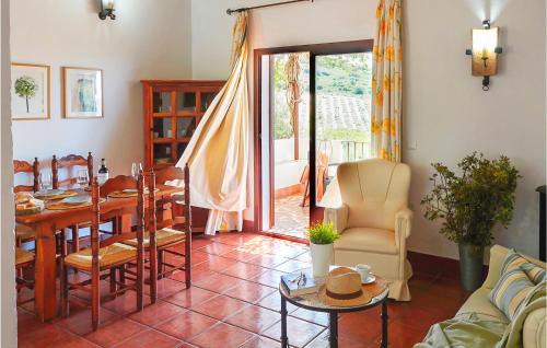 Estepa House | Stunning Home In Estepa With Wifi