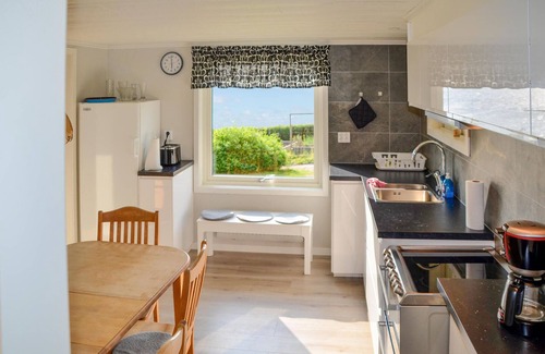 Tamta House | Stunning home in Fristad with WiFi