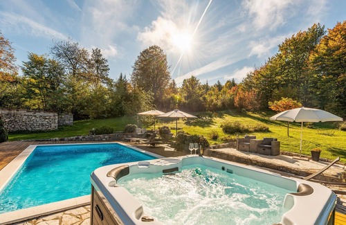 Lovinac House | Stunning home in Gospic with WiFi