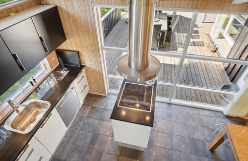 Grena Strand House | Stunning home in Grenaa with kitchen