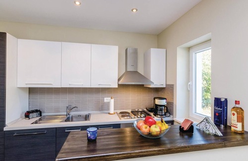 Gruda House | Stunning home in Gruda with WiFi