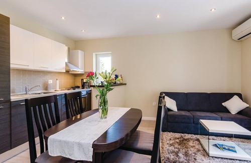 Gruda House | Stunning home in Gruda with WiFi