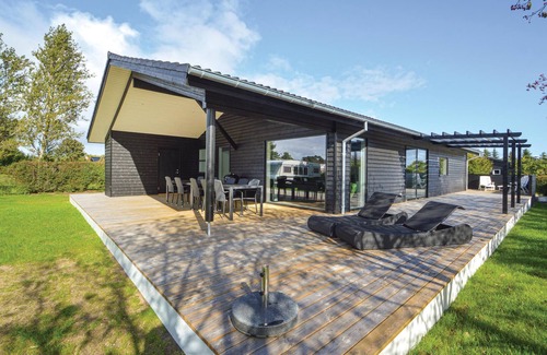 Diernæs Strandby House | Stunning home in Haderslev with sauna