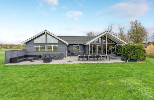 Idestrup House | Stunning home in Idestrup with kitchen