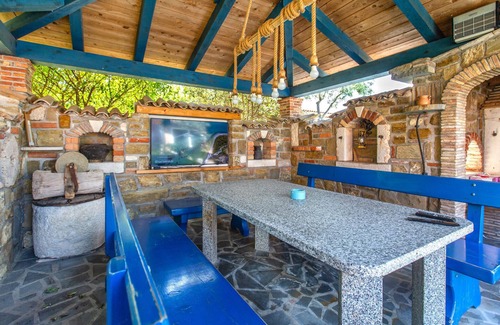 Izola House | Stunning home in Izola with WiFi
