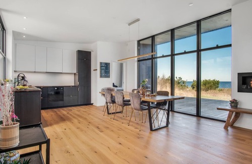 Kalundborg House | Stunning home in Kalundborg with WiFi
