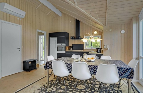 Kalundborg House | Stunning home in Kalundborg with WiFi