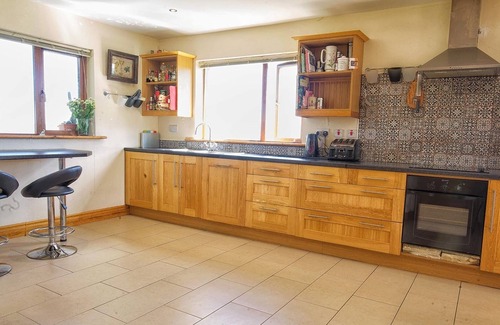 Milltown House | Stunning Home in Killorglin-Ring Of Kerry- Golf course overlooking Sea+Mountain