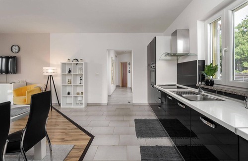 Becici House | Stunning home in Labin with WiFi