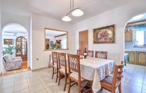 Rogocana House | Stunning Home In Labin With Wifi