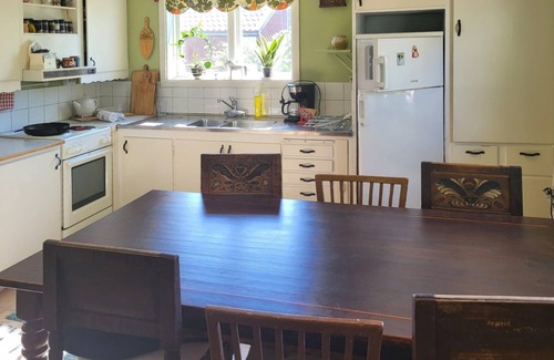 Leksand House | Stunning home in Leksand with kitchen