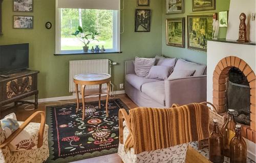 Leksand House | Stunning Home In Leksand With Kitchen
