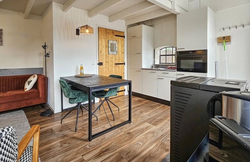 Lexmond House | Stunning home in Lexmond with WiFi